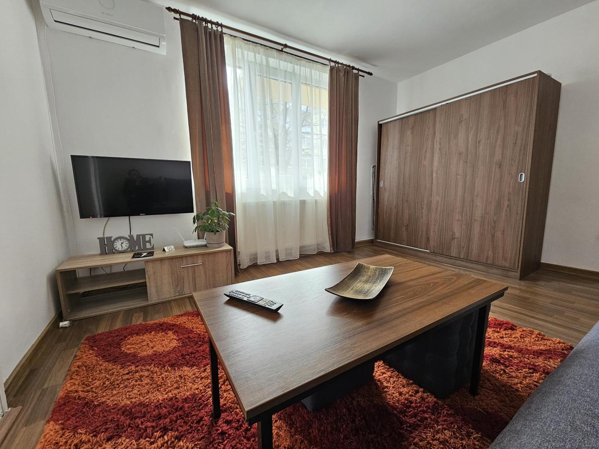 Aparthotel Sibiu Cedonia エクステリア 写真