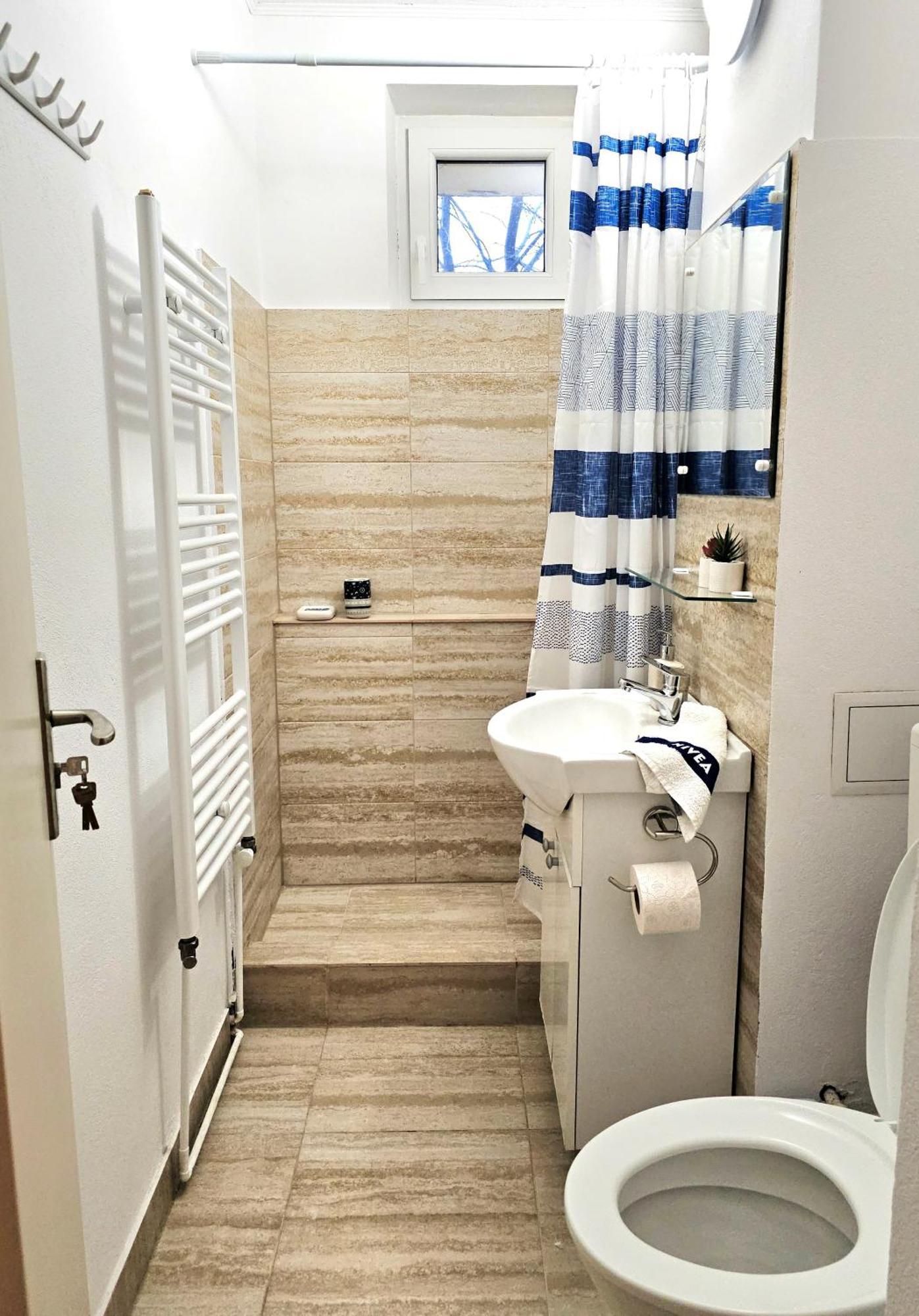 Aparthotel Sibiu Cedonia エクステリア 写真